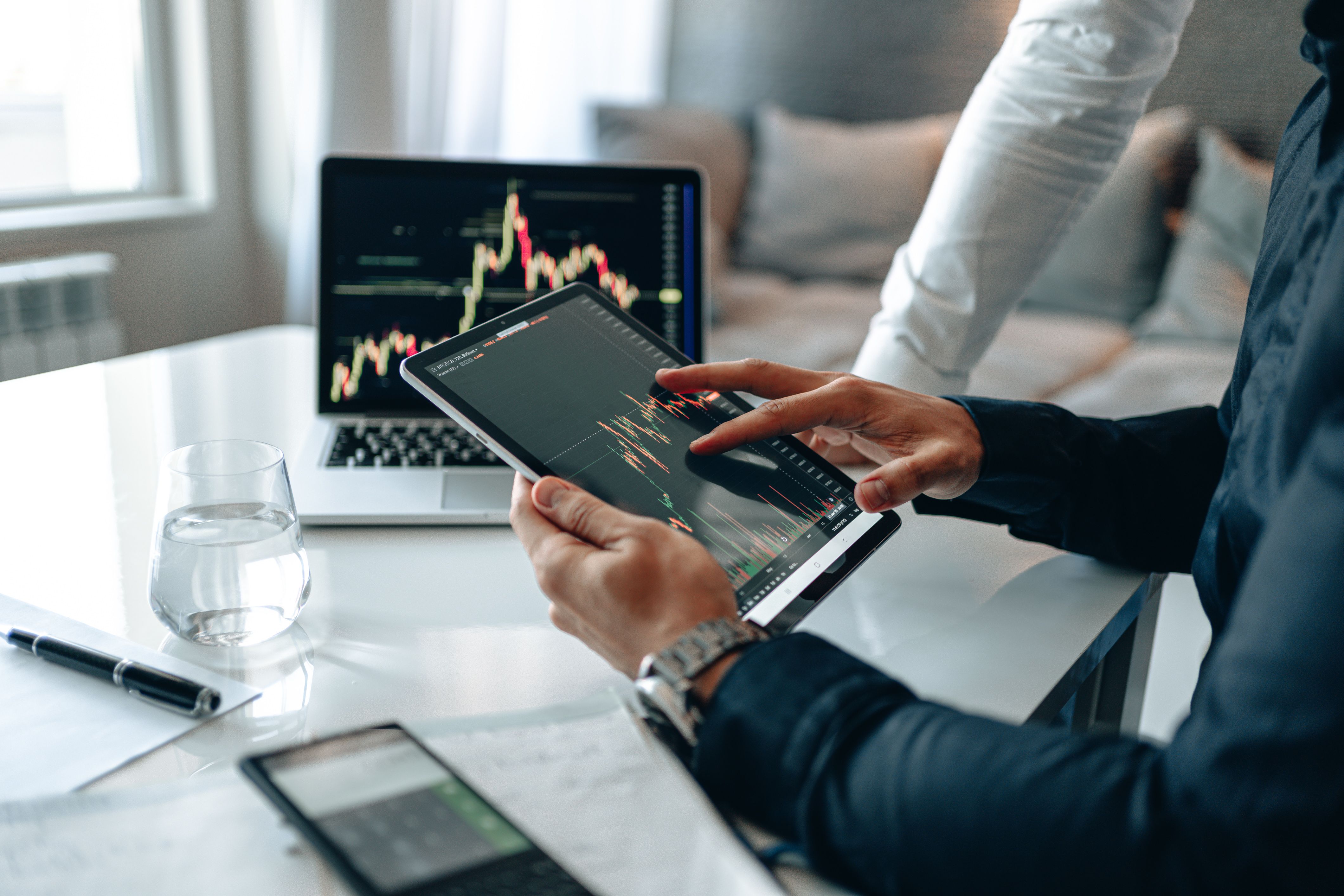 Understanding Macro Insights: A Trader's Guide for 2026